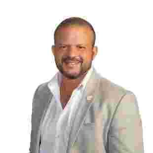 Mr Mark Grant