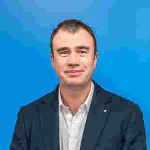 Mr Andrew Herd